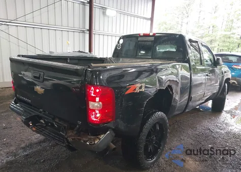 2008 Chevrolet Silverado 1500 Lt2 from USA, damaged, VIN 2GCEK19J581102153